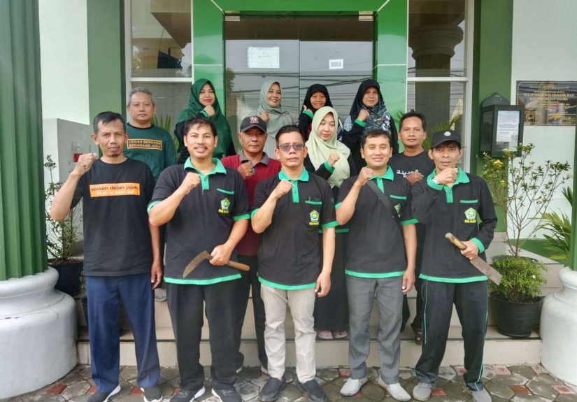 Lewat Kerja Bakti GEMAH ASRI, Kantor Urusan Agama Sewon Bangun Budaya Sehat, Bersih, dan Peduli Lingkungan
