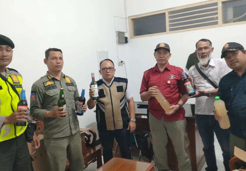 Satpol PP Gunungkidul Amankan 121 Botol Minuman Beralkohol Tanpa Izin dalam Operasi Yustisi