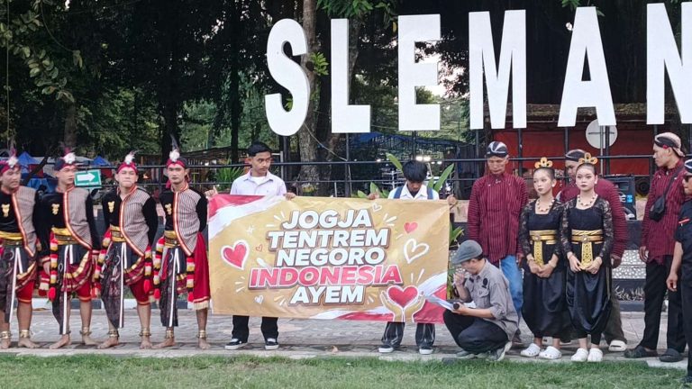 Atraksi Budaya di Lapangan Denggung Sleman: Wadah Ekspresi Damai dan Persatuan Bangsa