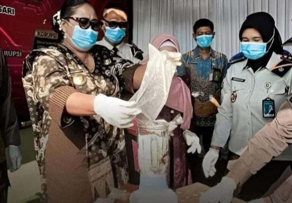 Pemusnahan Barang Bukti 2.000 Butir Obat Terlarang Dimusnahkan, Bupati Gunungkidul Tekankan Pencegahan pada Remaja Pemusnahan Barang Bukti 2.000 Butir Obat Terlarang Dimusnahkan, Bupati Gunungkidul Tekankan Pencegahan pada Remaja