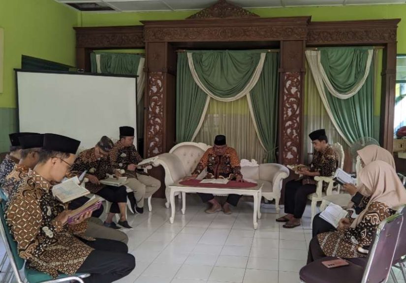 Awali Tahun Baru Islam, KUA Pengasih Gelar Koordinasi Bersama dan Khataman Al-Qur’an 30 juz