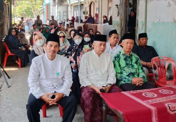 Wujud Ukhuwah Islamiyah: Rustam Nawawi Penyuluh KUA Sewon Sampaikan Belasungkawa di Tarudan Wetan Bangunharjo