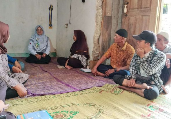 Gaungkan Amalan Bulan Muharram, Program “SIKAP BAIK” KUA Pengasih Sasar Warga RT 10 Karangtengah Kidul