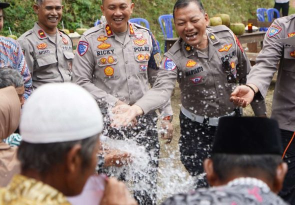 Sambut Hari Bhayangkara ke‑80, Polda DIY Resmikan Sumur Bor & Salurkan Air Bersih di Gunungkidul