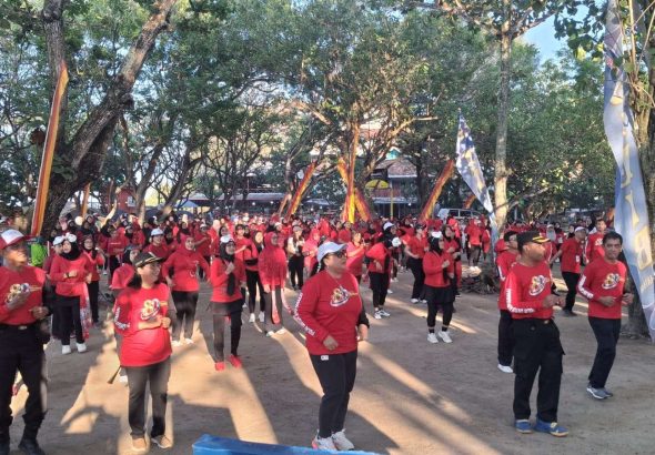 Polsek Tepus Gelar Bersih Pantai dan Senam Massal Peringati HUT Bhayangkara ke-80 Polsek Tepus Gelar Bersih Pantai dan Senam Massal Peringati HUT Bhayangkara ke-80