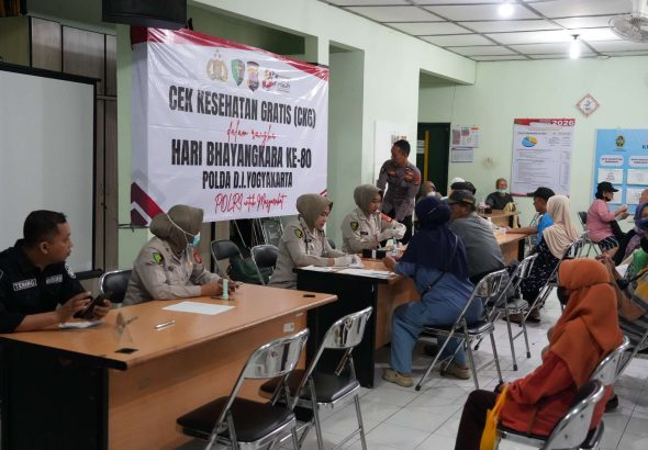 Peringati Hari Bhayangkara ke-80, Polda DIY Berikan Layanan Kesehatan Gratis bagi 228 Warga Sosromenduran