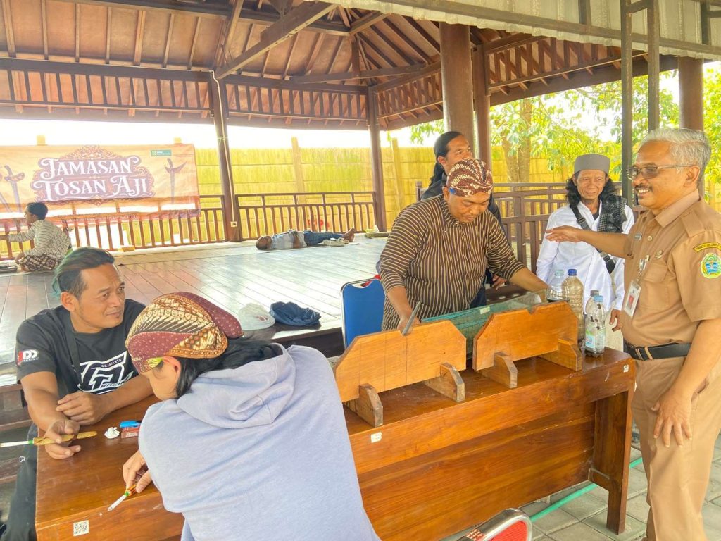Jamasan Tosan Aji 2026 Digelar di 10 Lokasi, Lestarikan Warisan Adiluhung Gunungkidul Jamasan Tosan Aji 2026 Digelar di 10 Lokasi, Lestarikan Warisan Adiluhung Gunungkidul
