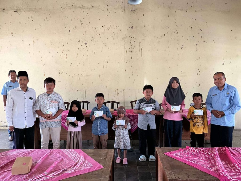 Tingkatkan Kepedulian Sosial, Kapanewon Pengasih dan BAZNAS Tasarufkan Santunan Yatim Piatu Tingkatkan Kepedulian Sosial, Kapanewon Pengasih dan BAZNAS Tasarufkan Santunan Yatim Piatu