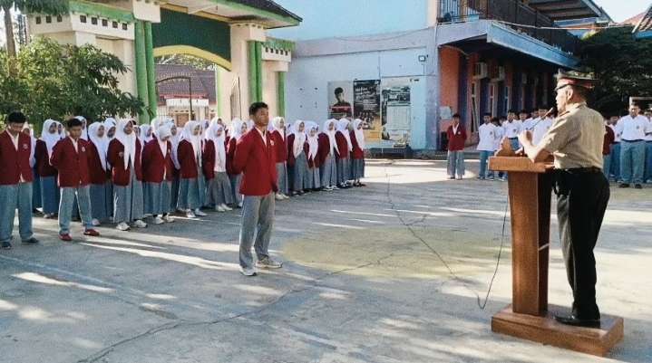 Kapolsek Tepus Sosialisasikan Kebijakan Resmi Gubernur DIY, Tegaskan Pentingnya Kesadaran Hukum Sejak Masa Sekolah Kapolsek Tepus Sosialisasikan Kebijakan Resmi Gubernur DIY, Tegaskan Pentingnya Kesadaran Hukum Sejak Masa Sekolah